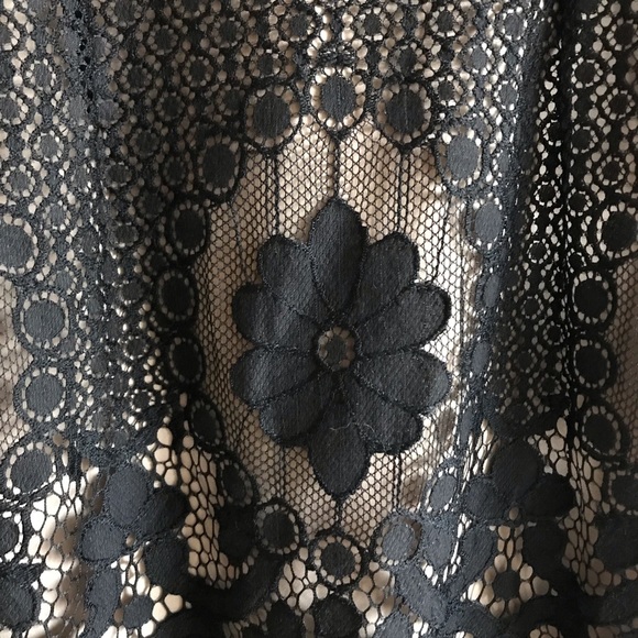 CeCe Black & Tan Lace Short Sleeve Scallop Dress - Picture 6 of 8